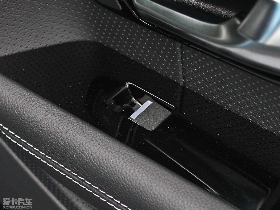 2013��٘O��(�M(j��n)��) 2.0T 3�T(m��n)ѣ�{(l��n)������