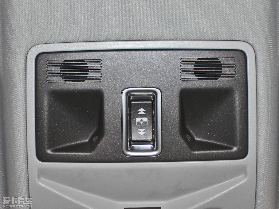 2013��٘O��(�M��) 2.0T 3�Tѣ�{������