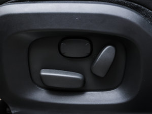 2013��2.0T 5�T�ڄ������� ���{������{��