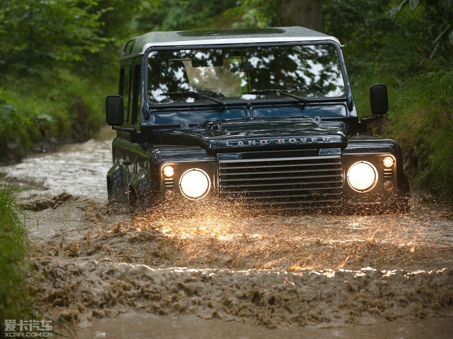 land rover gear