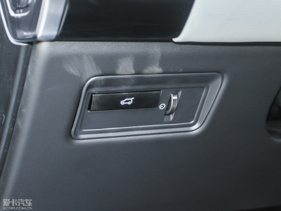 2014\ 3.0 V6 SC HSE