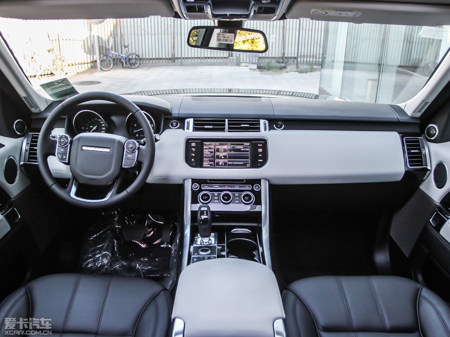 2014\ 3.0 V6 SC HSE