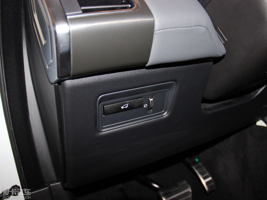 2014\(yn)(dng) 3.0 V6 SC HSE DYNAMIC