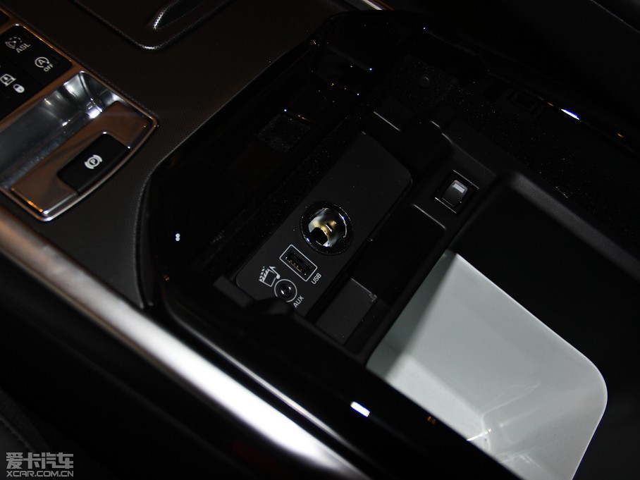 2014\(yn)(dng) 3.0 V6 SC HSE DYNAMIC