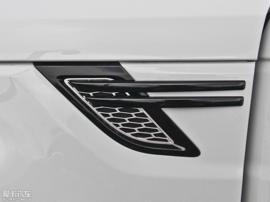 2014\(yn)(dng) 5.0 V8 SC hЄ(chung) Dynamic