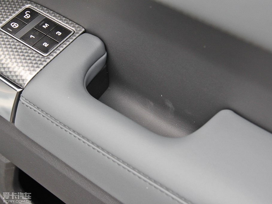 2014\(yn) 5.0 V8 SC hЄ(chung) Dynamic