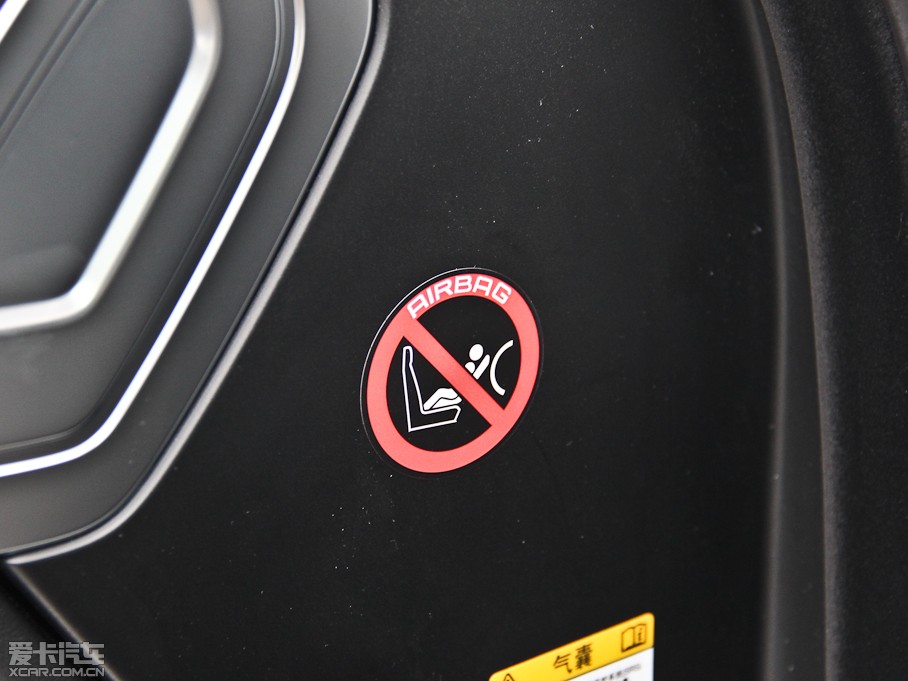 2014\(yn)(dng) 5.0 V8 SC hЄ(chung) Dynamic