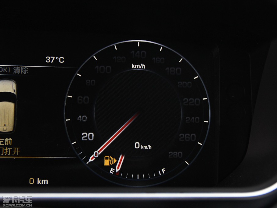 2014\(yn) 5.0 V8 SC hЄ(chung) Dynamic