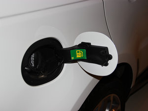 20143.0 V6 SC HSE DYNAMIC ^