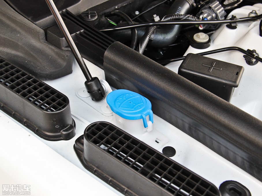 2014��� 5.0L V8 SC AB ��焓�����L��