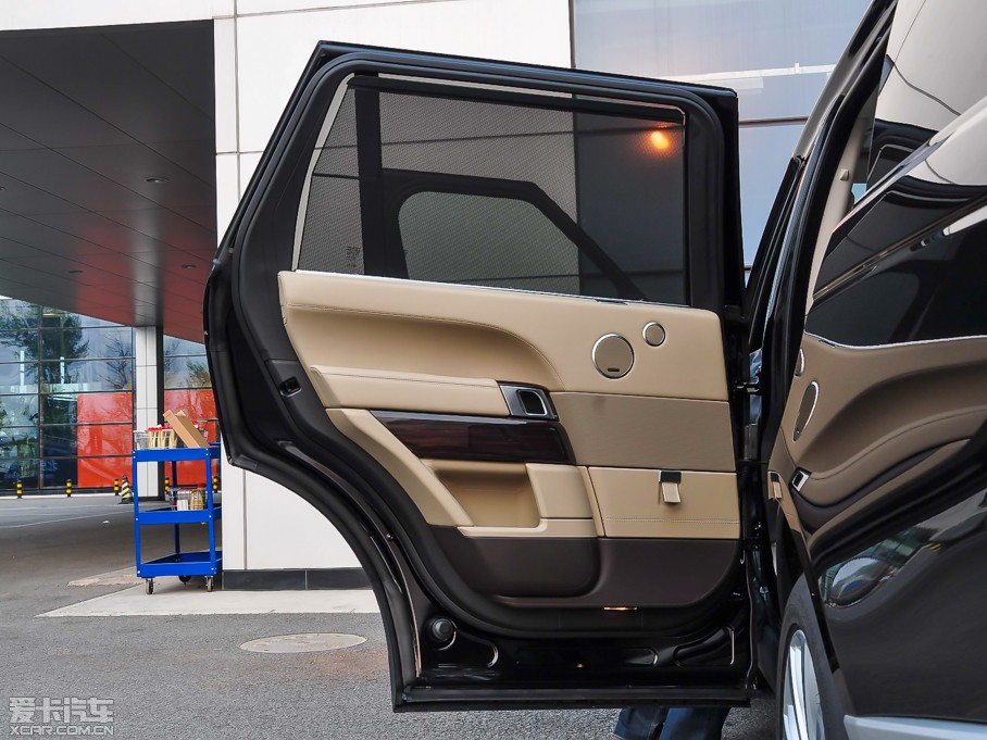 2014��� 3.0L V6 SC Vogue Se ��(chu��ng)�����L(zh��ng)��