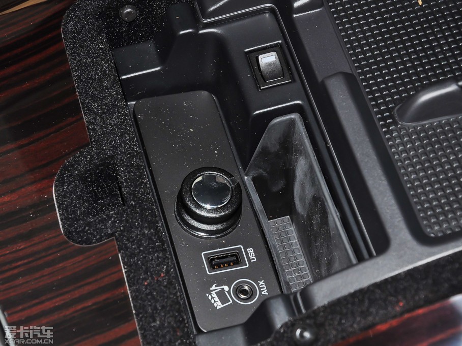 2014��� 3.0L V6 SC Vogue Se �������L��