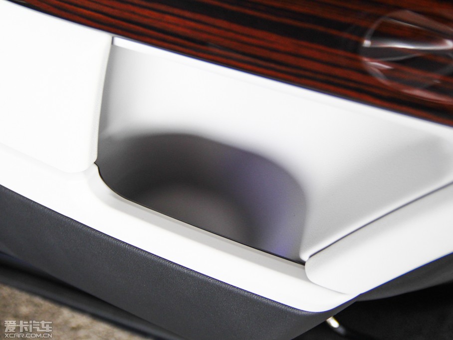 2014 3.0 TDV6 Vogue SE