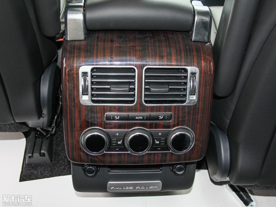 2014 Ŀ 3.0 V6 SC Vogue