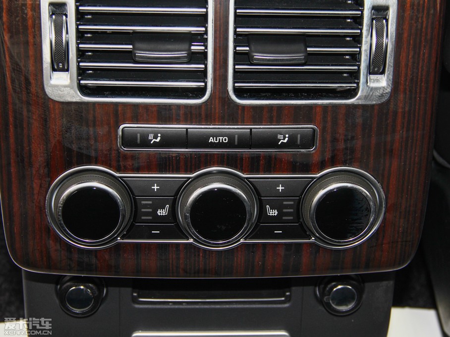 2014 Ŀ 3.0 V6 SC Vogue