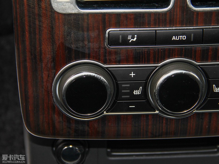 2014 Ŀ 3.0 V6 SC Vogue