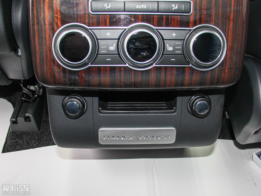 2014 Ŀ 3.0 V6 SC Vogue