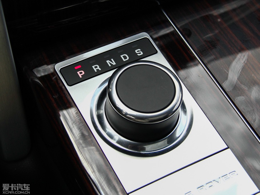 2014 Ŀ 3.0 V6 SC Vogue