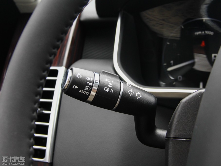 2014 Ŀ 3.0 V6 SC Vogue