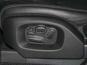 2014款3.0 V6 SC Vogue SE 主驾驶座椅调节