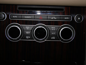 2014款3.0 V6 SC Vogue 中控区