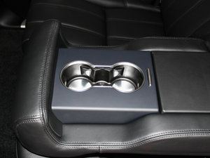 2014款3.0 TDV6 Vogue SE 空间座椅