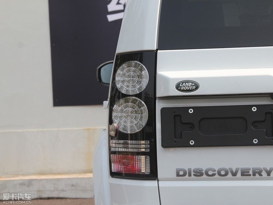 2014lF Ĵ 3.0 V6 SC SE