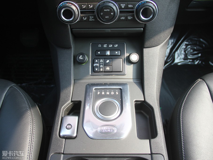 2014lF Ĵ 3.0 V6 SC SE