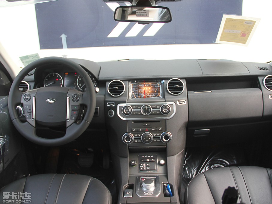 2014lF Ĵ 3.0 V6 SC SE