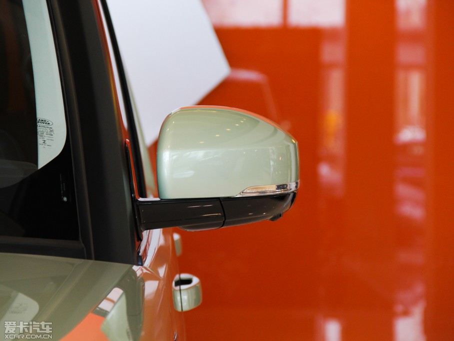 2014lF Ĵ 3.0 V6 SC HSE Luxury