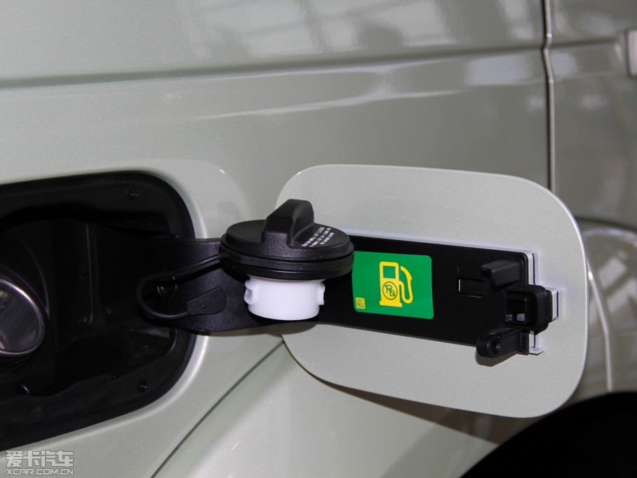 2014lF Ĵ 3.0 V6 SC HSE Luxury