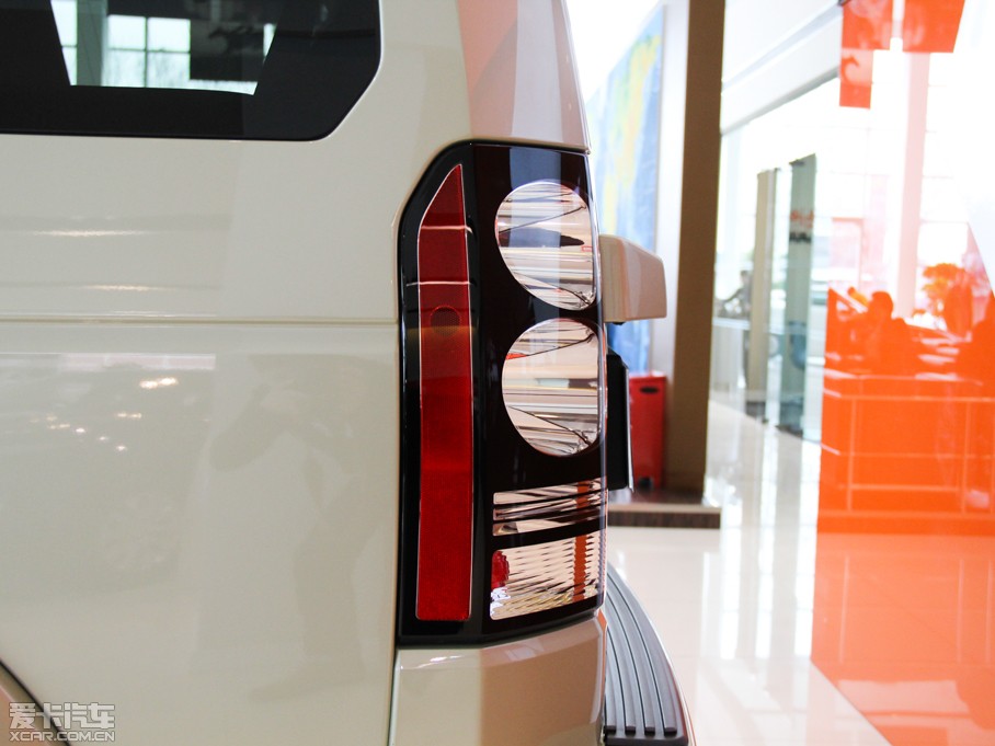 2014lF Ĵ 3.0 V6 SC HSE Luxury