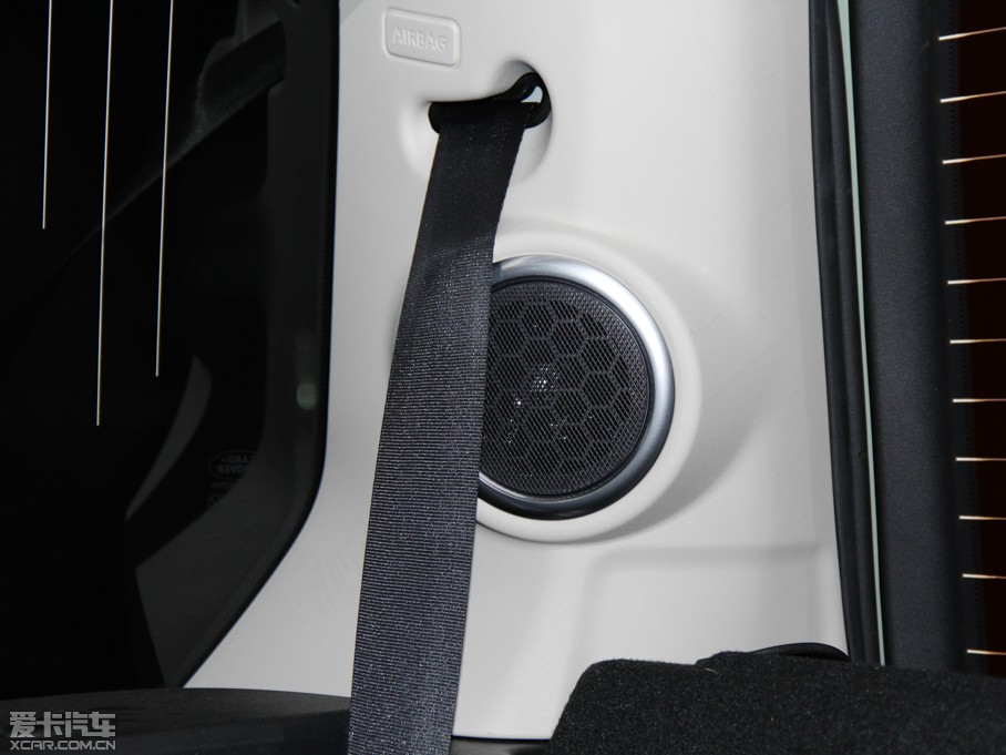 2014lF Ĵ 3.0 V6 SC HSE Luxury