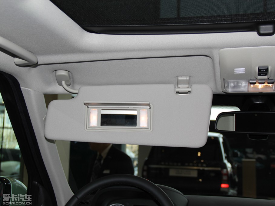 2014lF Ĵ 3.0 V6 SC HSE Luxury