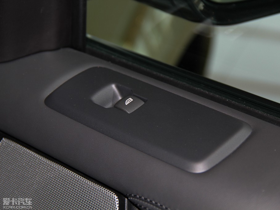 2014lF Ĵ 3.0 V6 SC HSE Luxury