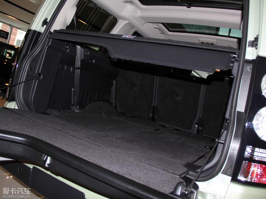 2014lF Ĵ 3.0 V6 SC HSE Luxury