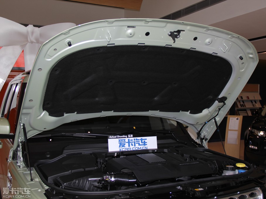 2014lF Ĵ 3.0 V6 SC HSE Luxury