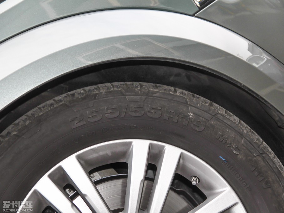 2014lF Ĵ 3.0 V6 SC HSE