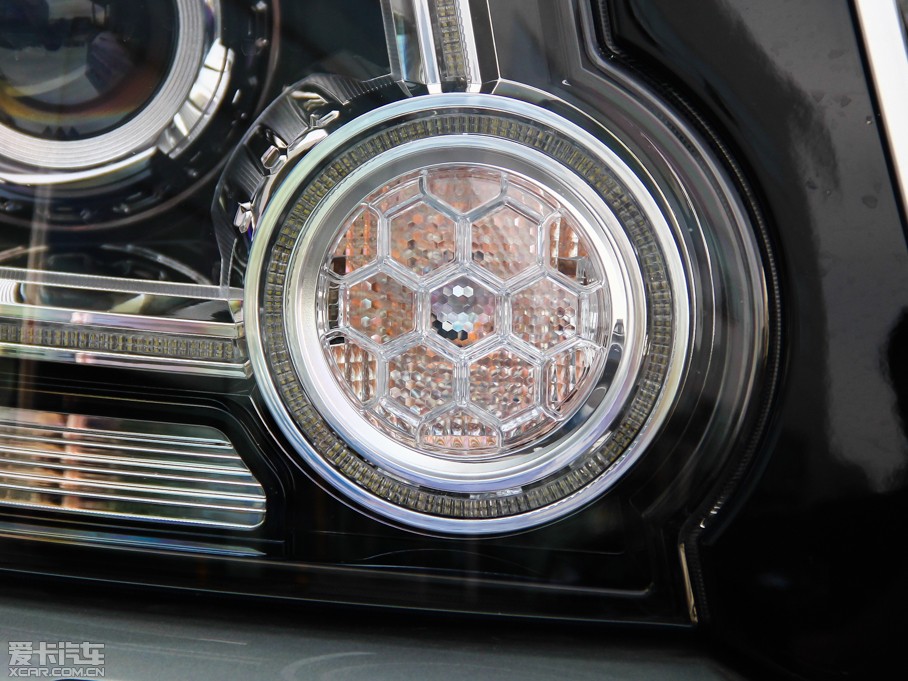 2014lF Ĵ 3.0 V6 SC HSE