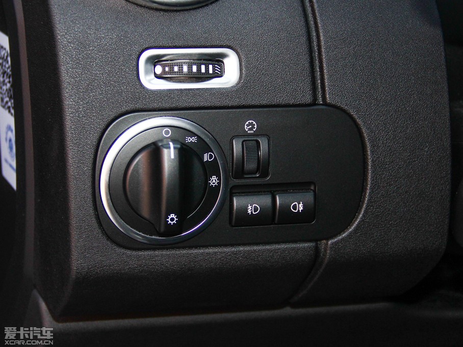 2014lF Ĵ 3.0 V6 SC HSE