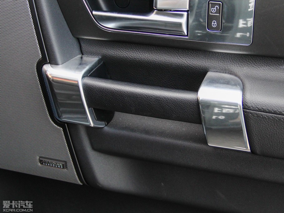 2014lF Ĵ 3.0 V6 SC HSE