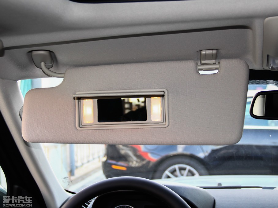 2014lF Ĵ 3.0 V6 SC HSE