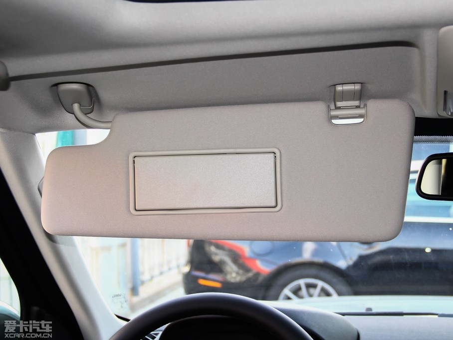 2014lF Ĵ 3.0 V6 SC HSE