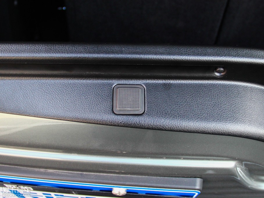 2014l(f)F(xin) Ĵ 3.0 V6 SC HSE