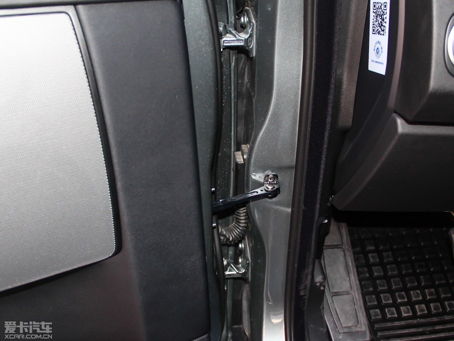 2014lF Ĵ 3.0 V6 SC HSE