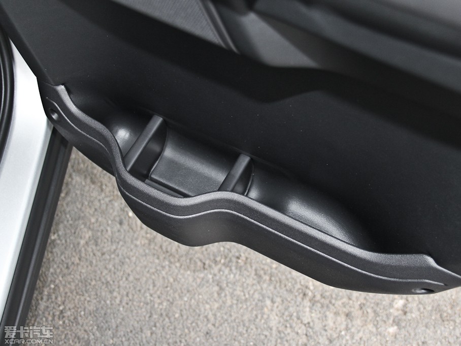 2014lF Ĵ 3.0 V6 XXV 25