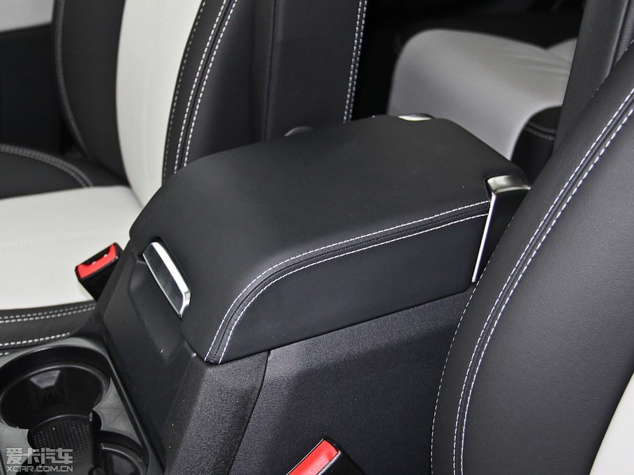 2014lF Ĵ 3.0 V6 XXV 25