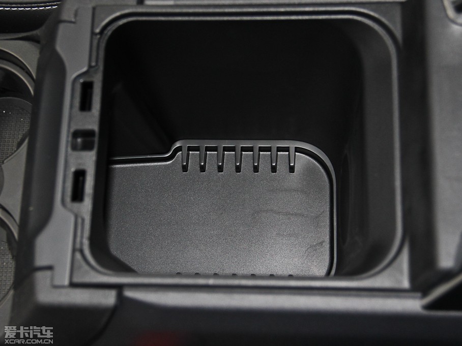 2014lF Ĵ 3.0 V6 XXV 25