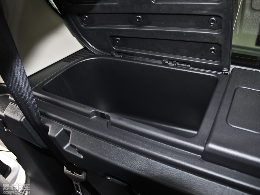 2014lF Ĵ 3.0 V6 XXV 25