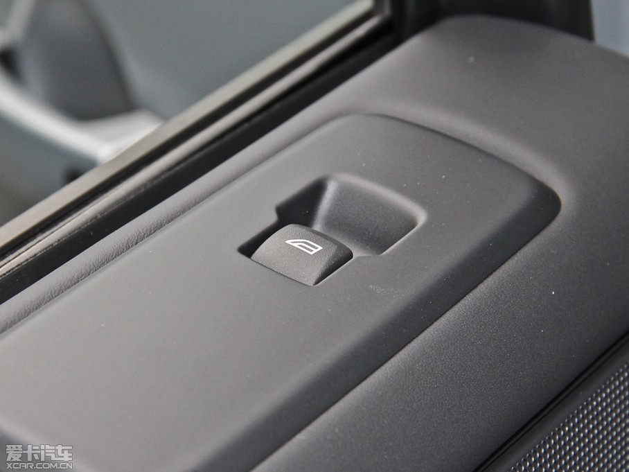 2014lF Ĵ 3.0 V6 XXV 25